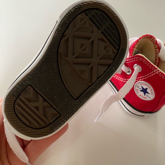 Baby converse never worn - Picture 4 of 4